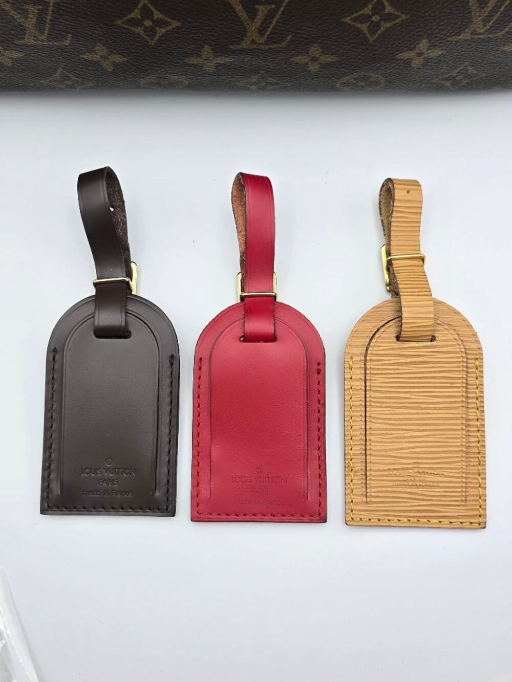 Authentic 1 Louis Vuitton Brown Leather Luggage Tag – Excellent Condition
